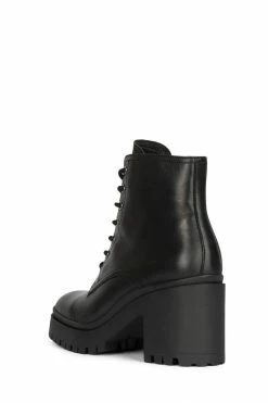 STRATEGY Boots ANEMONE-LU