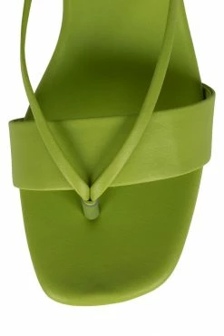 Jeffrey Campbell ANIMALE Trend: Y2K