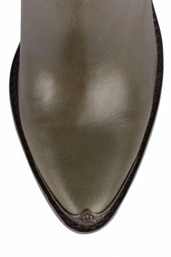 STRATEGY Sale CROMWELL