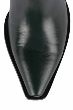 ST DAGGET Back-In-Stock