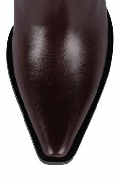 ST DAGGET Back-In-Stock