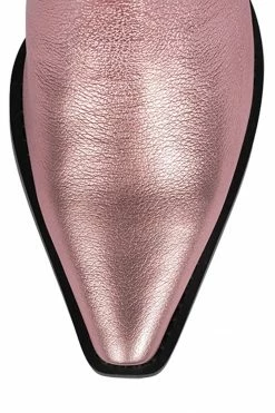 STRATEGY Boots DAGGET