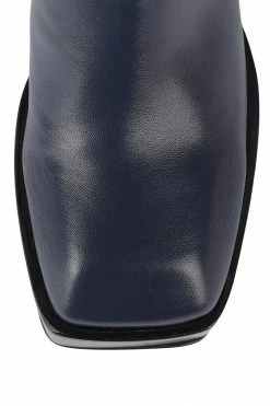 STRATEGY DAUPHIN Boots