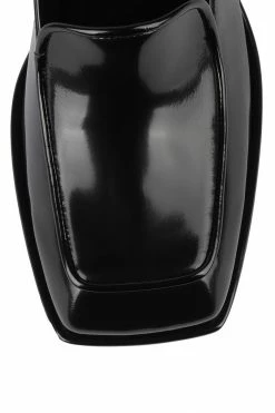 STRATEGY Back-In-Stock DUTCHESS