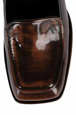 STRATEGY Back-In-Stock DUTCHESS