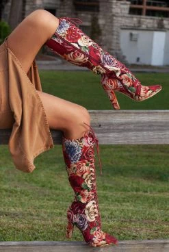 STRATEGY EPOQUE-PW Social Butterfly