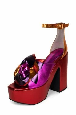 YYH FATALE Social Butterfly