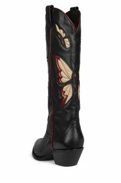 STRATEGY FLY-AWAY Social Butterfly