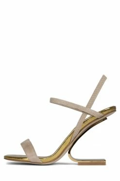 Jeffrey Campbell GEOMETRIC Center Of Attention