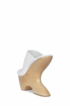 Jeffrey Campbell GIAH-2 Center Of Attention