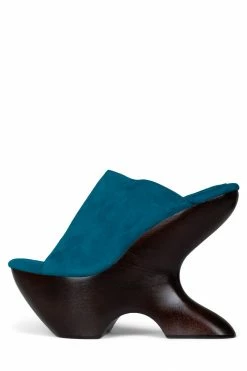 Jeffrey Campbell GIAH-2 Center Of Attention