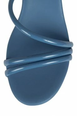 Jeffrey Campbell Trend: Y2K MAMBA