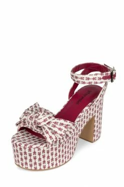 DV Trend: Y2K PICNIC