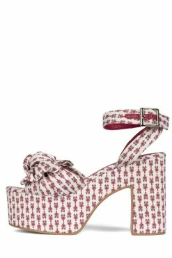 DV Trend: Y2K PICNIC