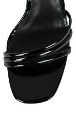 Jeffrey Campbell PRESECCO Trend: Y2K