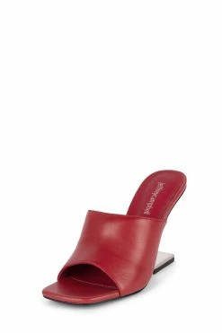 STRATEGY Center Of Attention PROTRACTOR