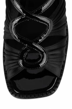 STRATEGY ROCKSHOW Platforms