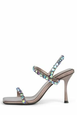YYH SAINTS Heels