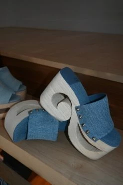 Jeffrey Campbell SYMBOLIC