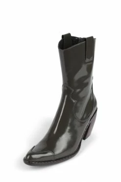 STRATEGY XORO Western